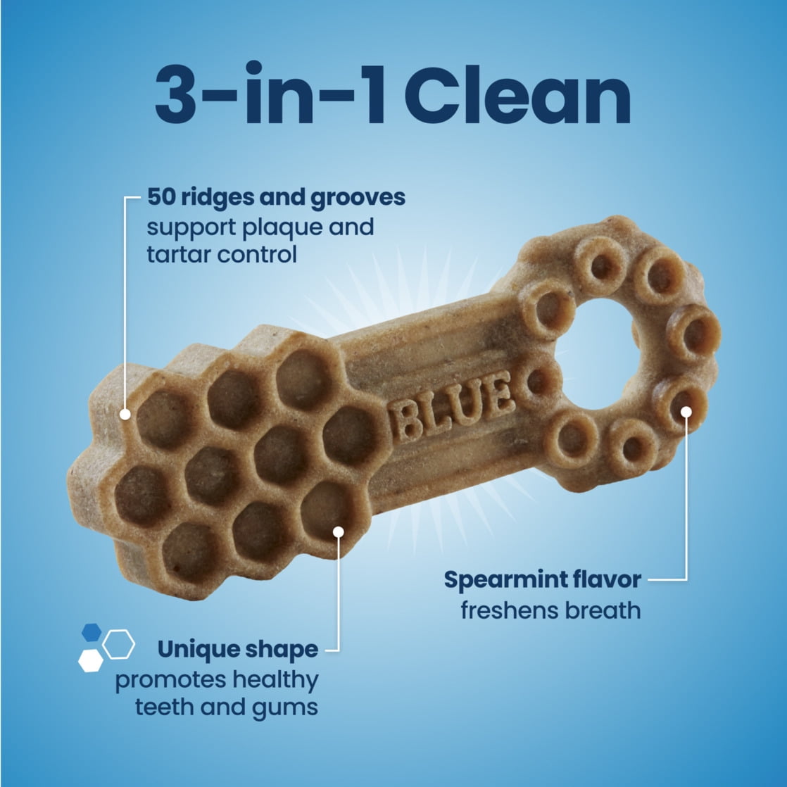 Blue Buffalo Medium Dental Chews, Daily Dental Care Dog Treats, Chicken & Spearmint (14 Count)